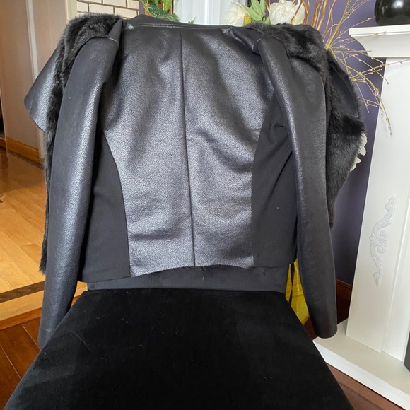 SIMPLY VERA WANG JACKET - Picture 7 of 8